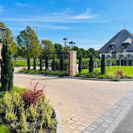 Hotel Öreg Halász Fogadó Tát Esterno foto